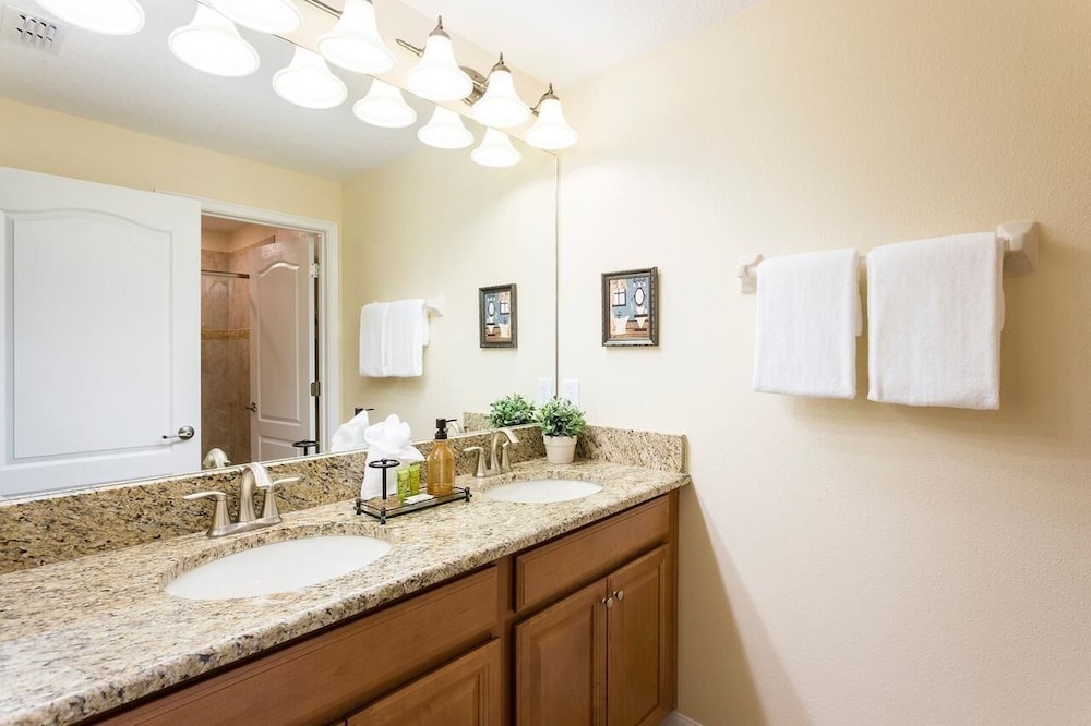 Family House 2 bedrooms La Porte Vrbo