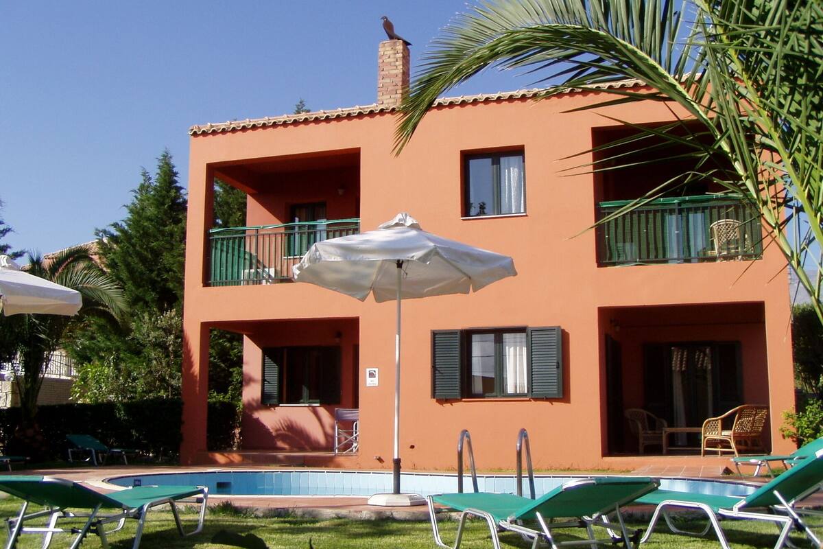 インスピイアド ヴィラ クリスティーナ イ ウィズ プライベート プール アンド ガーデン 口コミ 部屋写真 料金 お得情報 エクスペディア