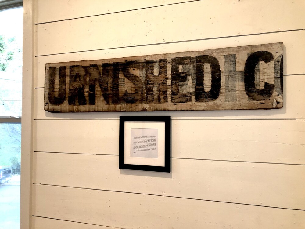 NEW! Ultimate Downtown Retreat! Brand New Furnishings!