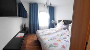 2 Schlafzimmer, Bügeleisen/Bügelbrett, Internetzugang, Bettwäsche