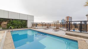 Piscina externa