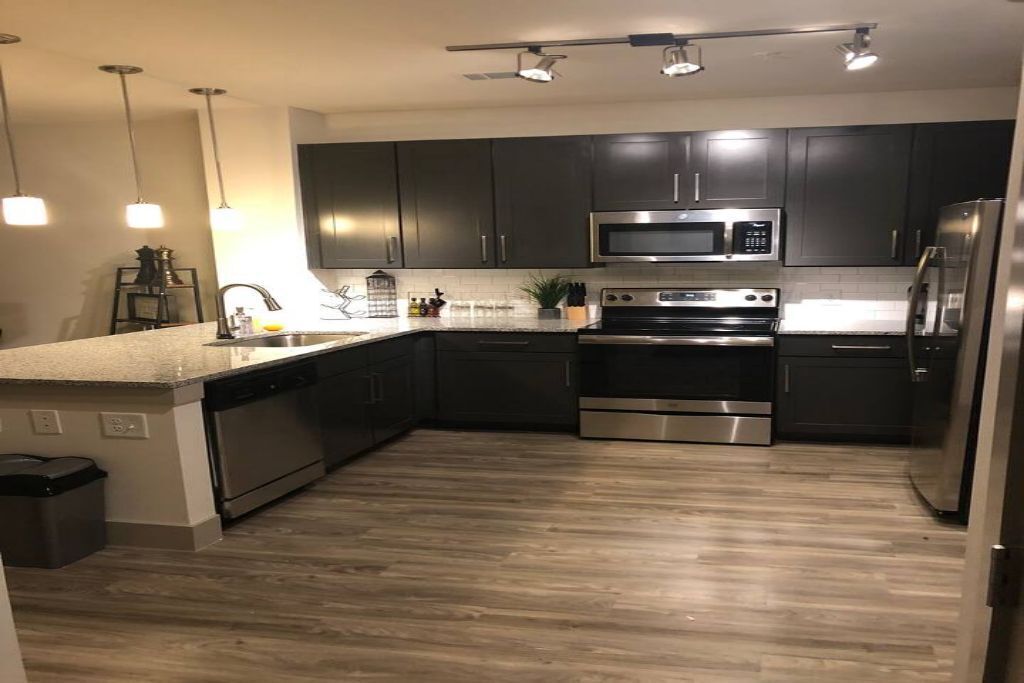 ラグジュアリー1ベッドルームコンド サントラストパーク 口コミ 部屋写真 料金 お得情報 エクスペディア