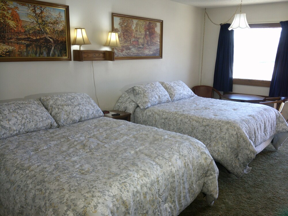 Shady Rest Motel in Arapahoe Best Rates & Deals on Orbitz