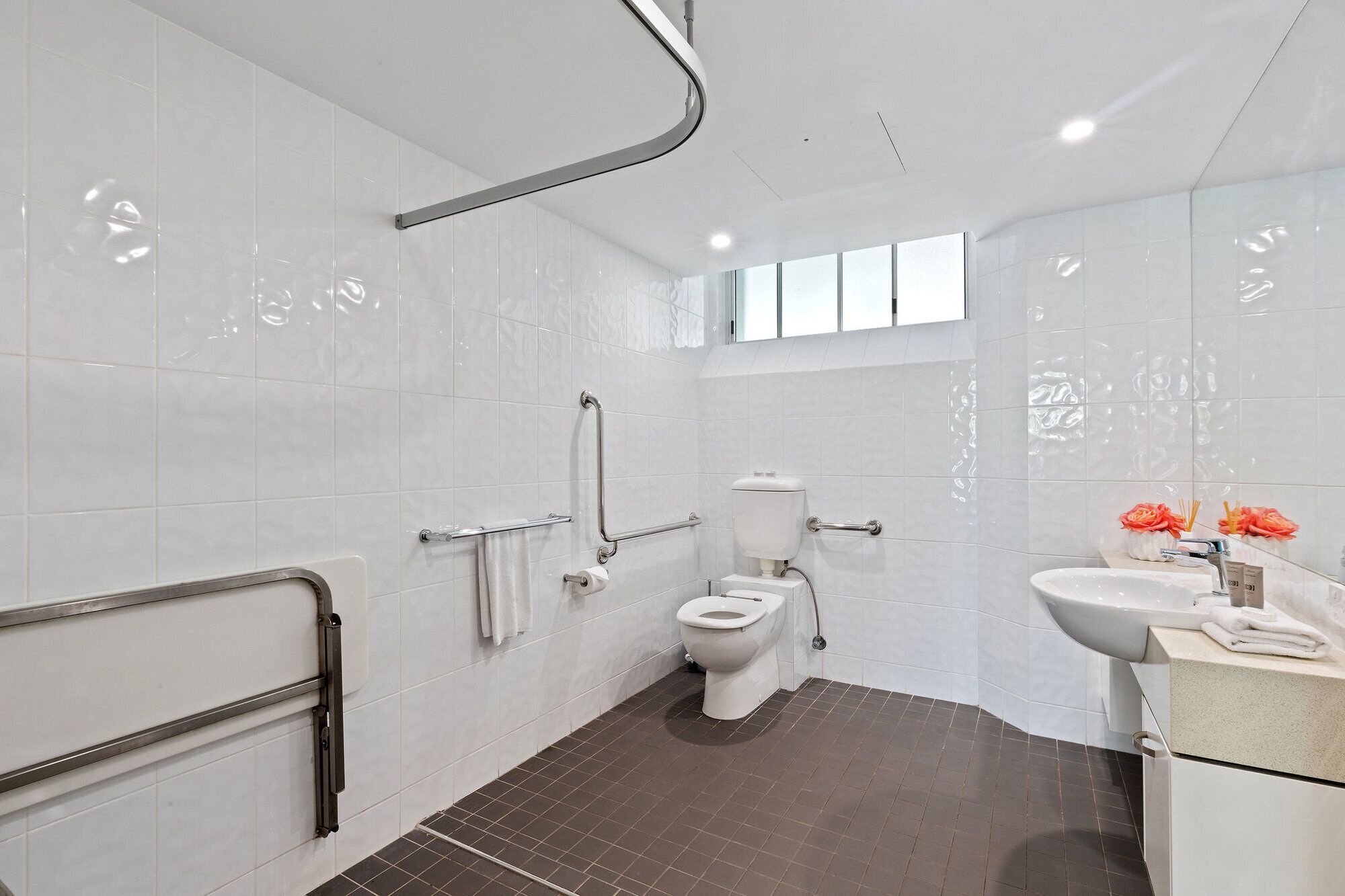 6BR Coolum Beach Roof Terrace Spa Pool Tennis