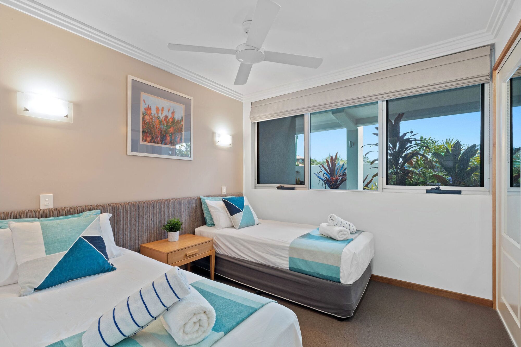 6BR Coolum Beach Roof Terrace Spa Pool Tennis