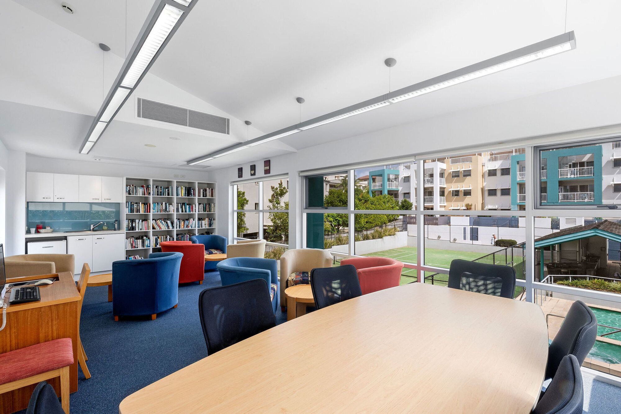 6BR Coolum Beach Roof Terrace Spa Pool Tennis