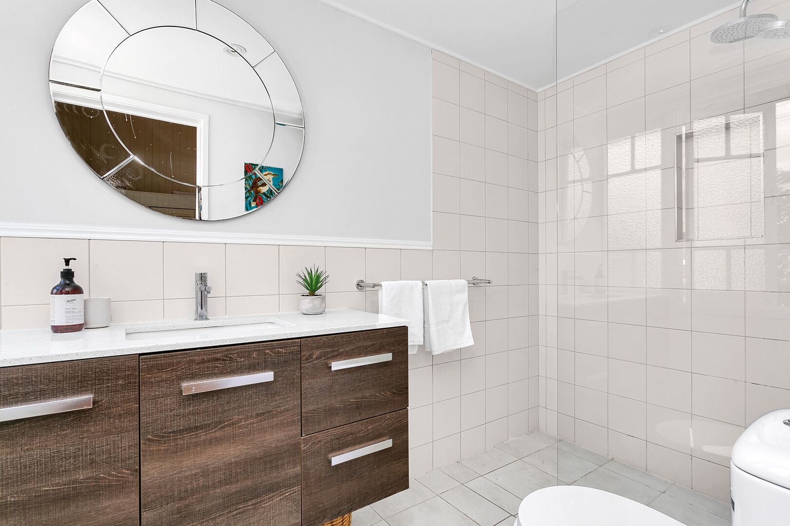 City Queenslander (Breakfast/WiFi/Netflix)