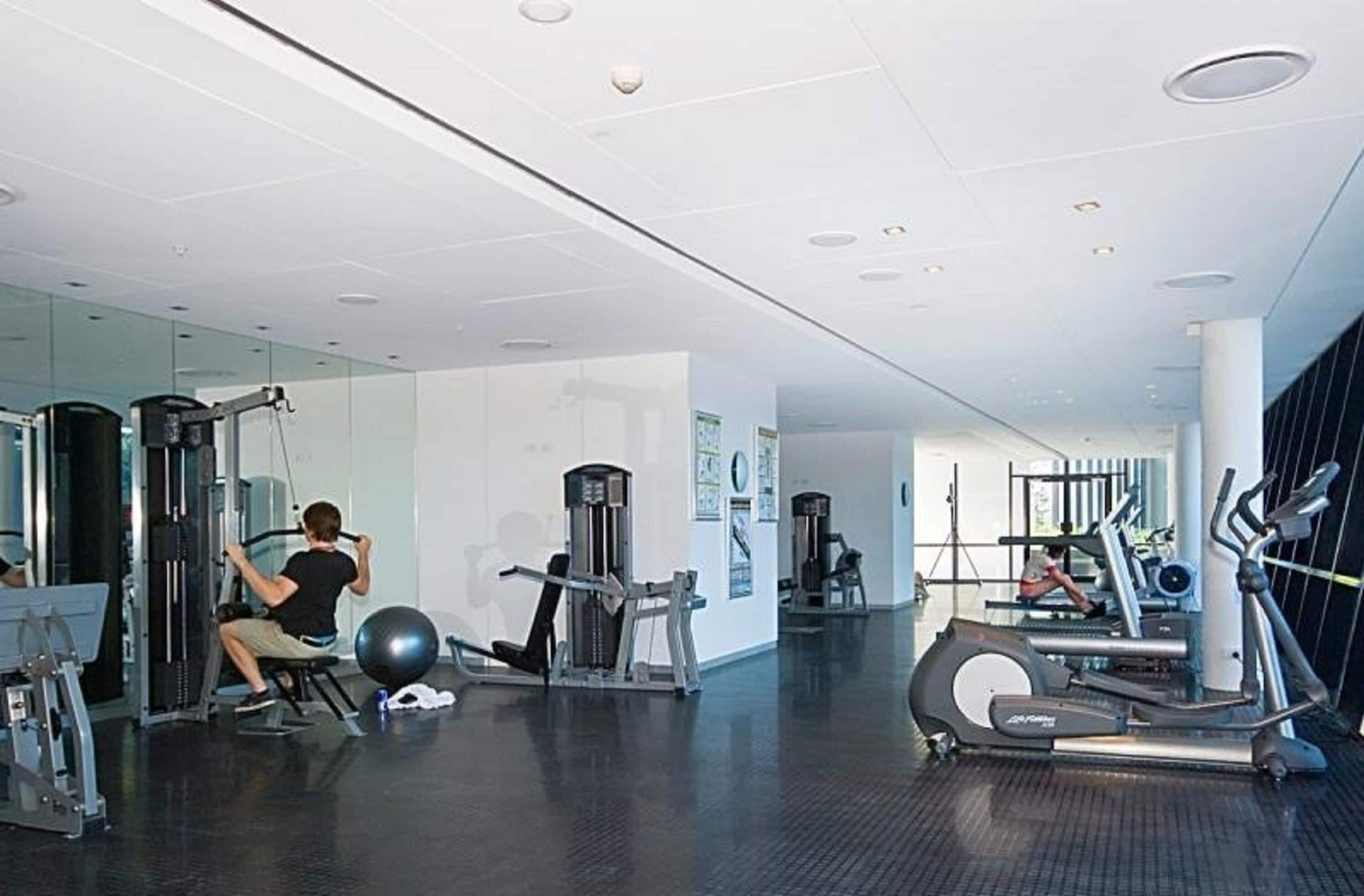 Circle on Cavill - Holidays Gold coast