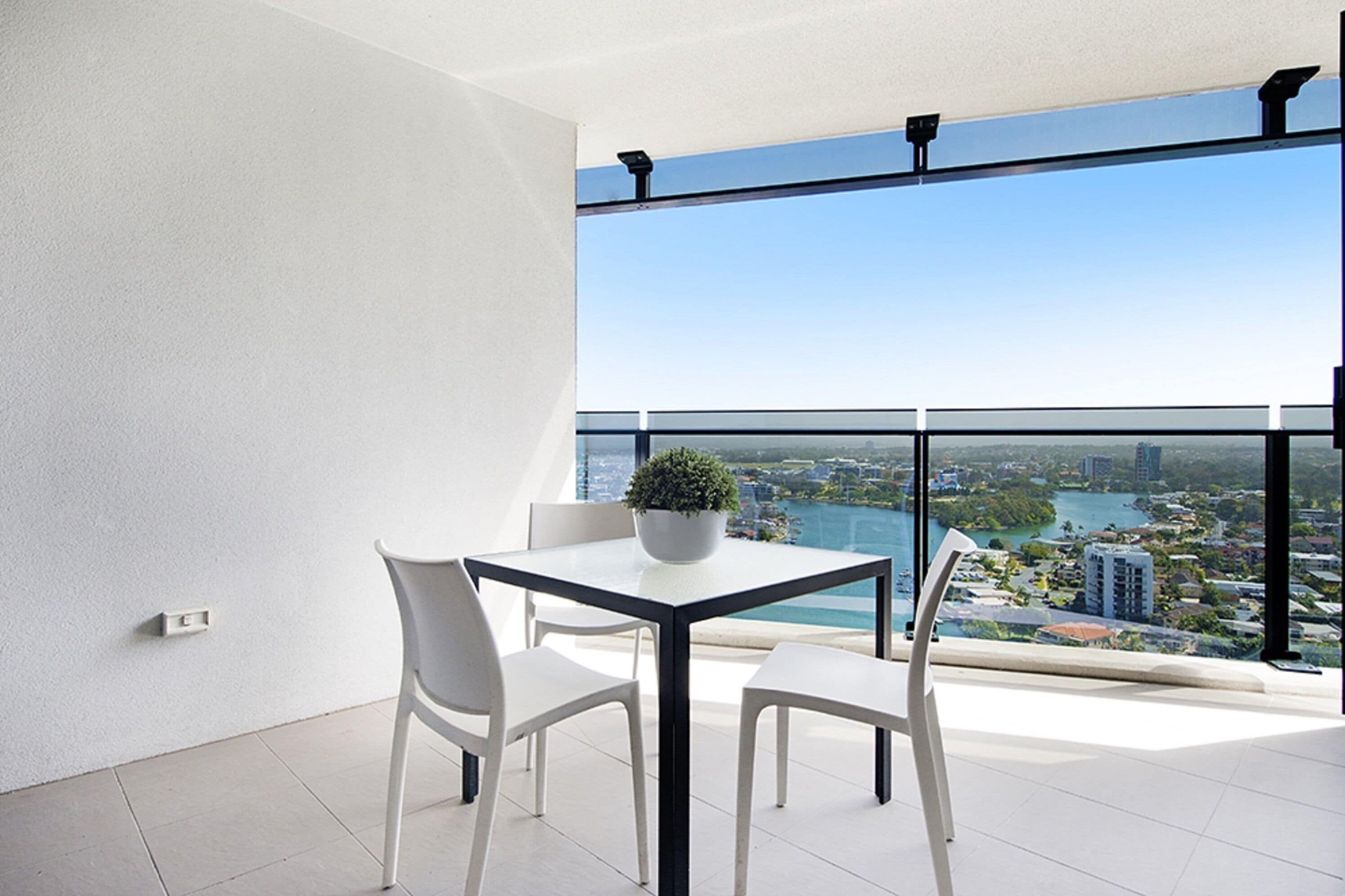 Circle on Cavill - Holidays Gold coast