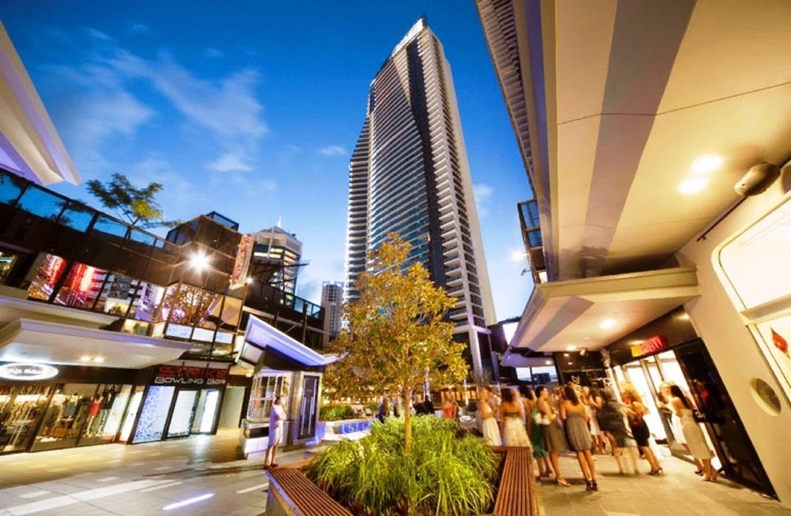 Circle on Cavill - Holidays Gold coast