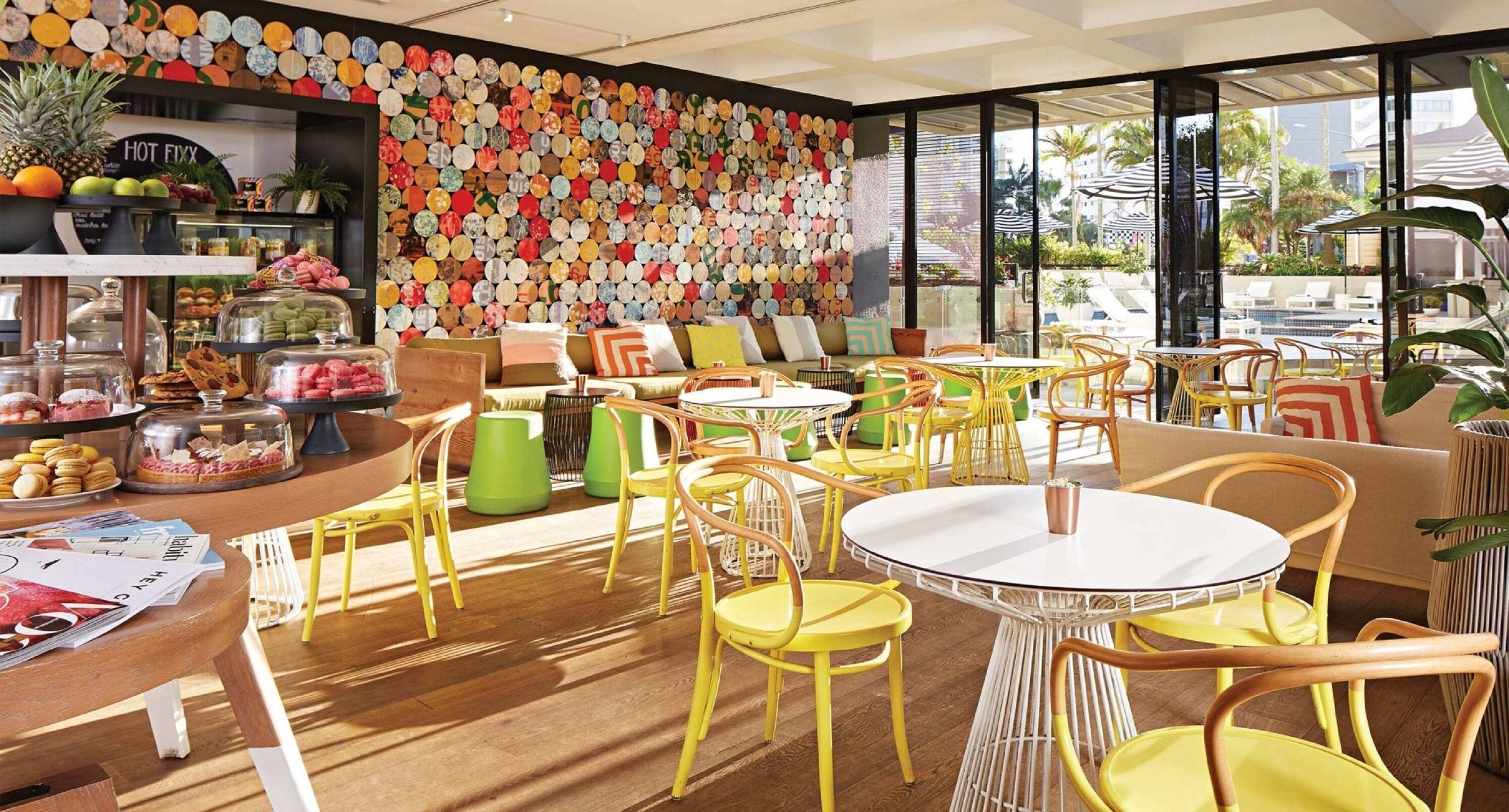 Circle on Cavill - Holidays Gold coast