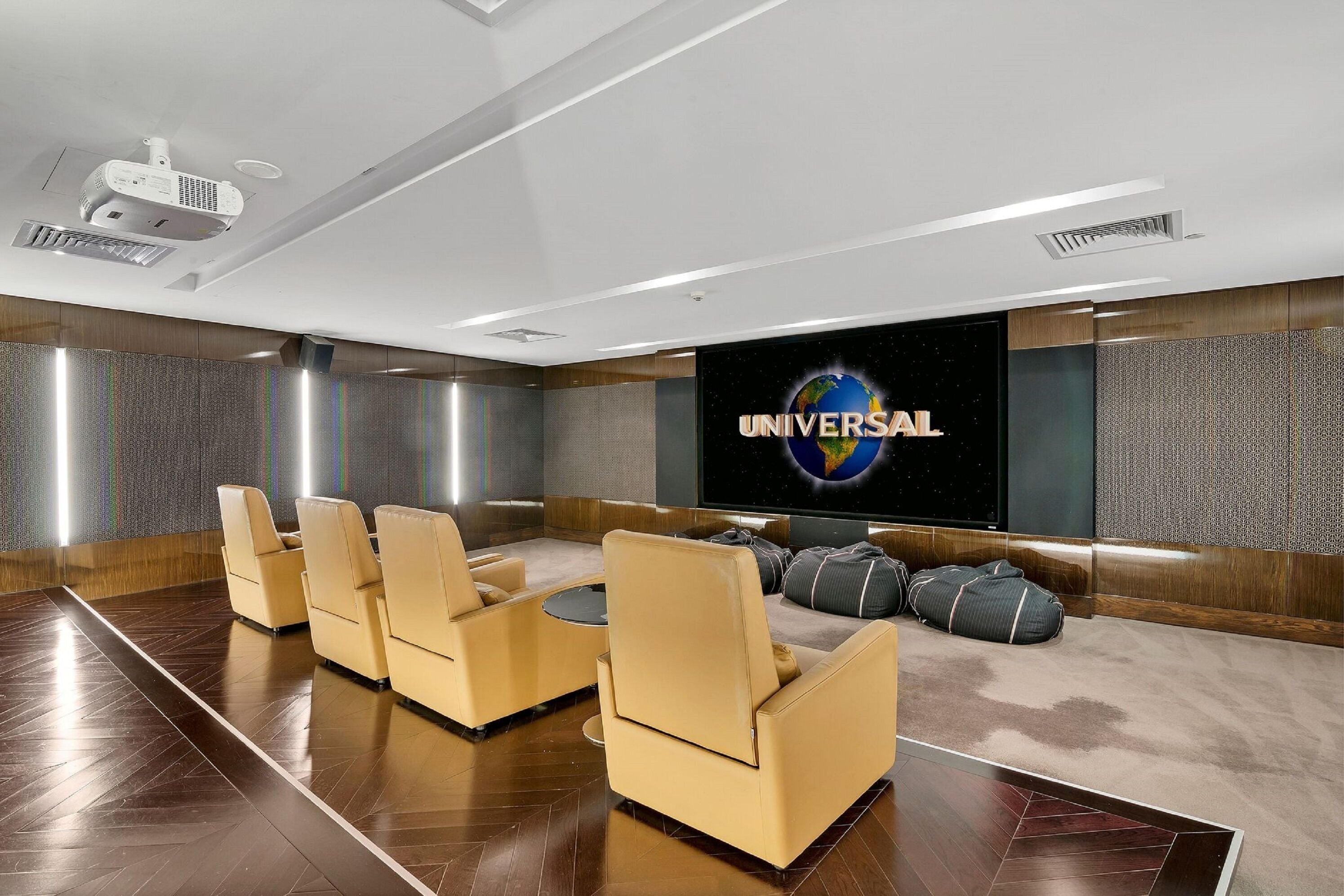 Oracle Resort - Holidays Gold Coast