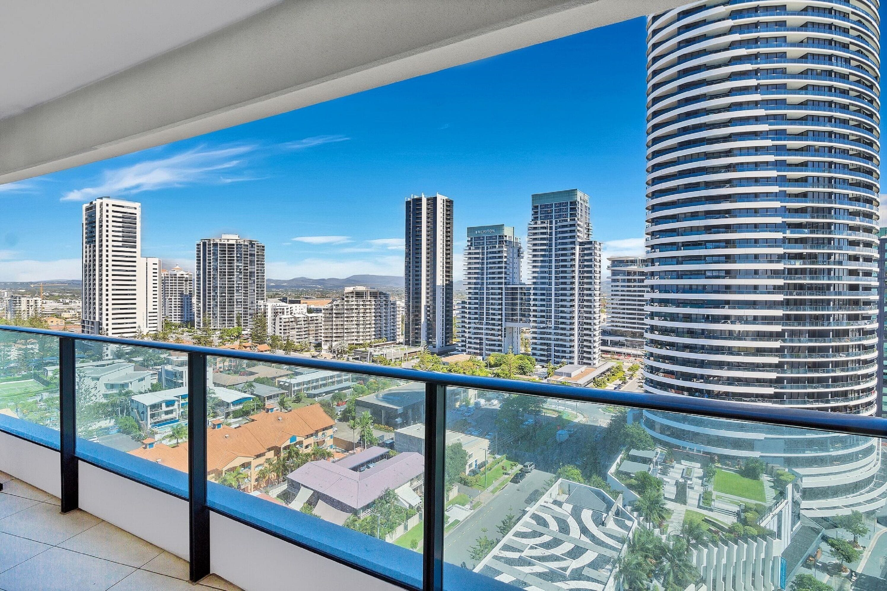 Oracle Resort - Holidays Gold Coast