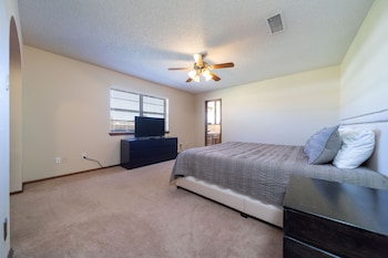 New Furniture Office Space In Master Bedroom Reviews Photos Rates Ebookers Com