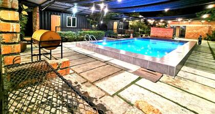 Petak Padin Cottage by The Pool
