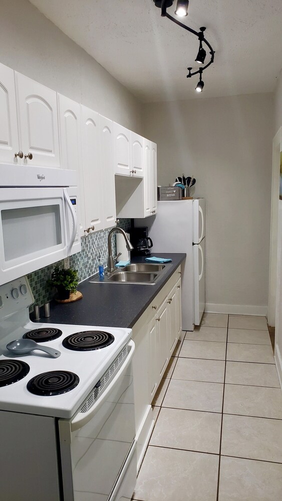 Casablanca of Hyde Park Deals & Reviews (Tampa, USA) Wotif