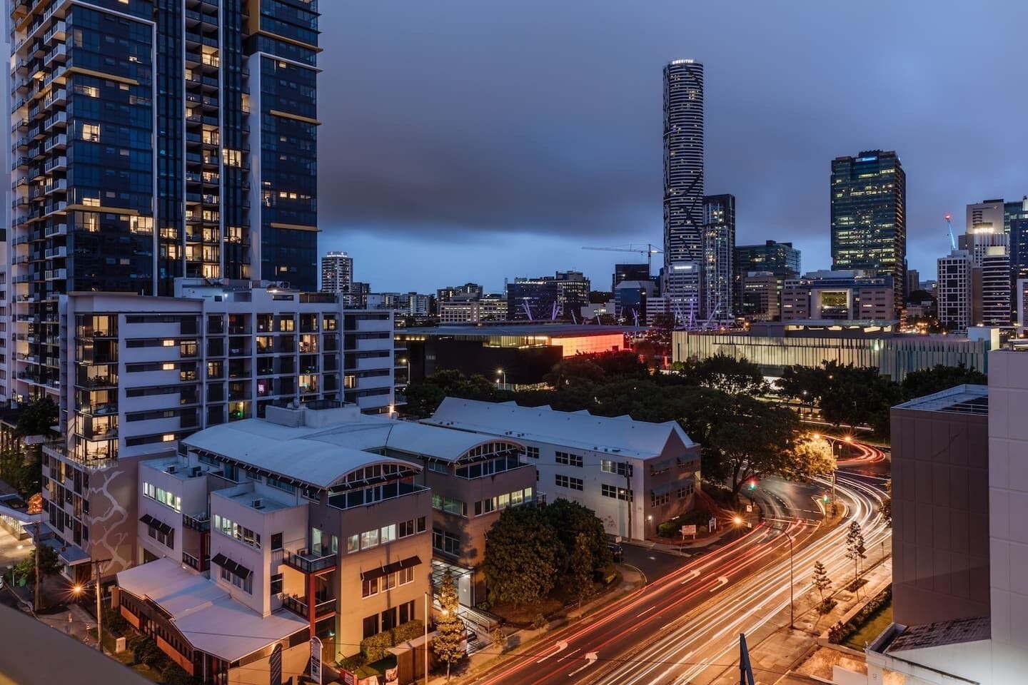 Modern and Elegant 2 Bed Apt @ Southbank