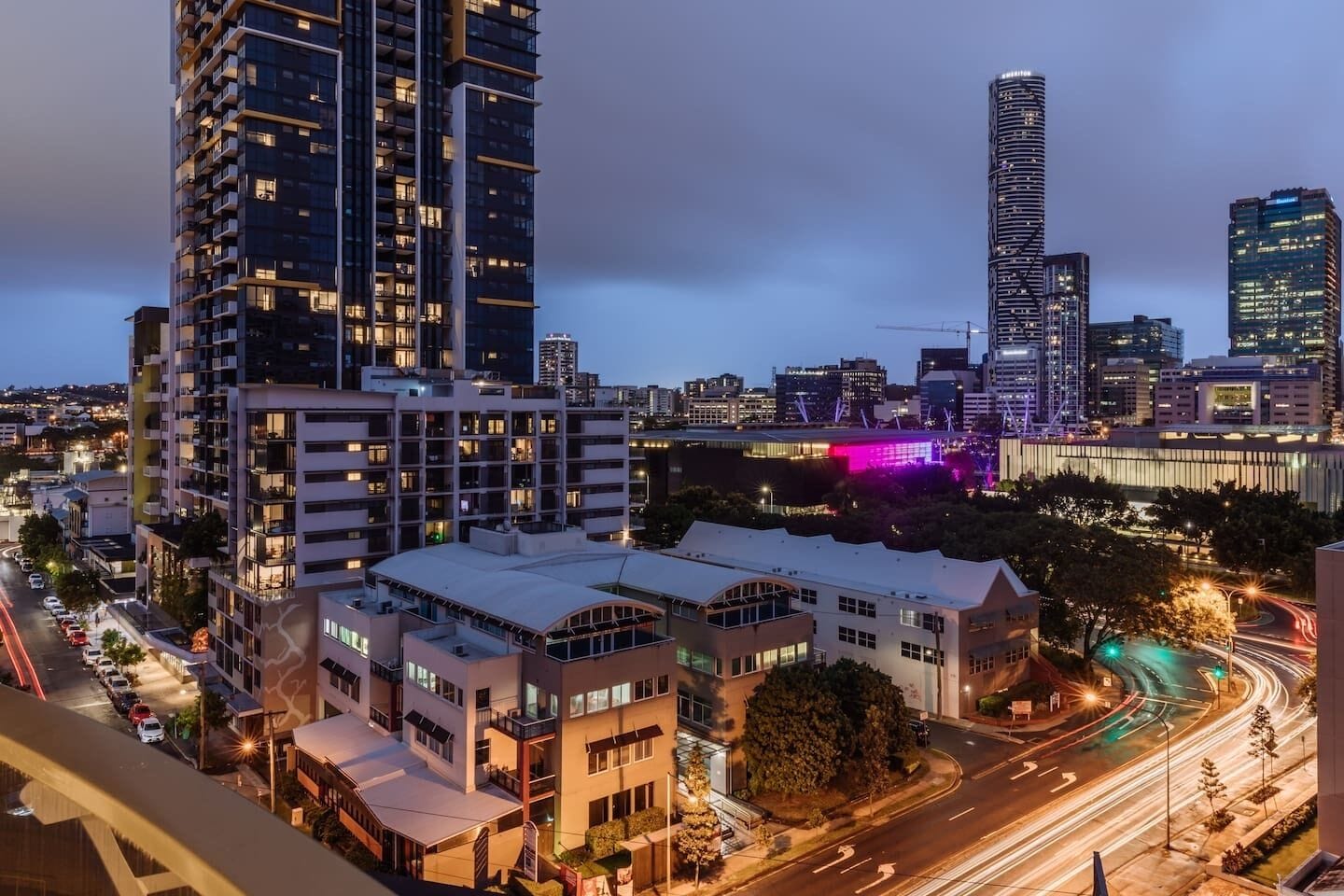 Modern and Elegant 2 Bed Apt @ Southbank