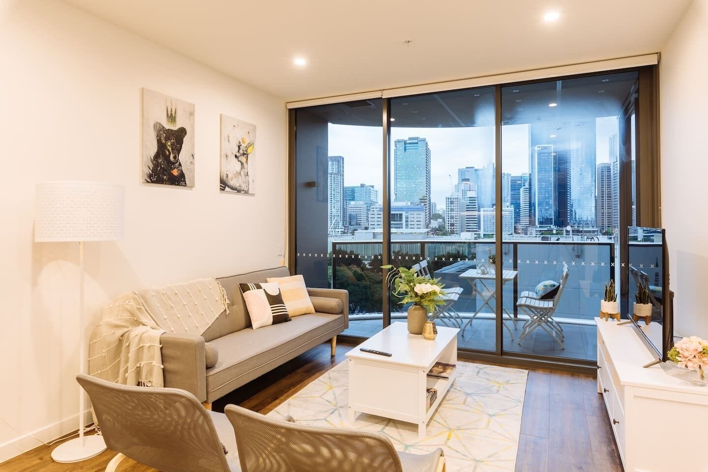 Modern and Elegant 2 Bed Apt @ Southbank