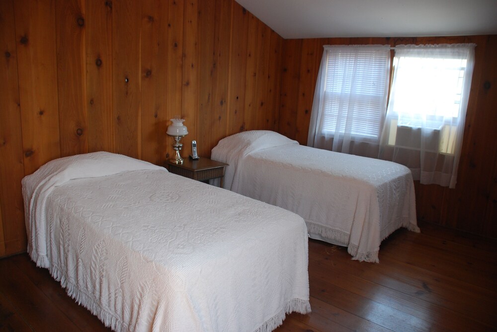 Scheffer Beach Cottage, 200 Yards from Private Beach Amagansett Vrbo