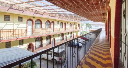 Hotel Maya Ixtlan