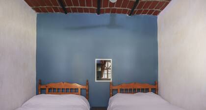 Hotel Juanitos