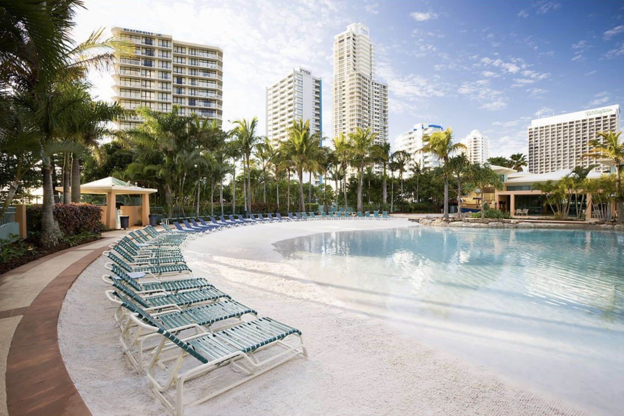 A Spacious 2 Bedroom Crown Towers Resort Holiday Apartment in Surfers Parardise