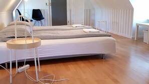 Iron/ironing board, free WiFi, linens