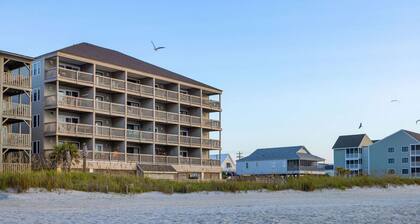 Sea Mystique Murrells Inlet a Ramada by Wyndham