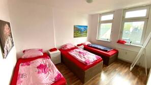 3 Schlafzimmer, Bügeleisen/Bügelbrett, Internetzugang, Bettwäsche