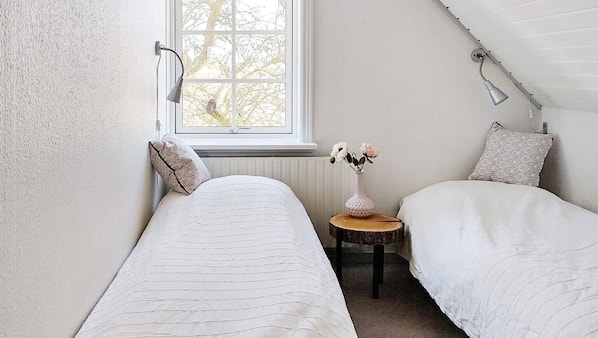 4 bedrooms