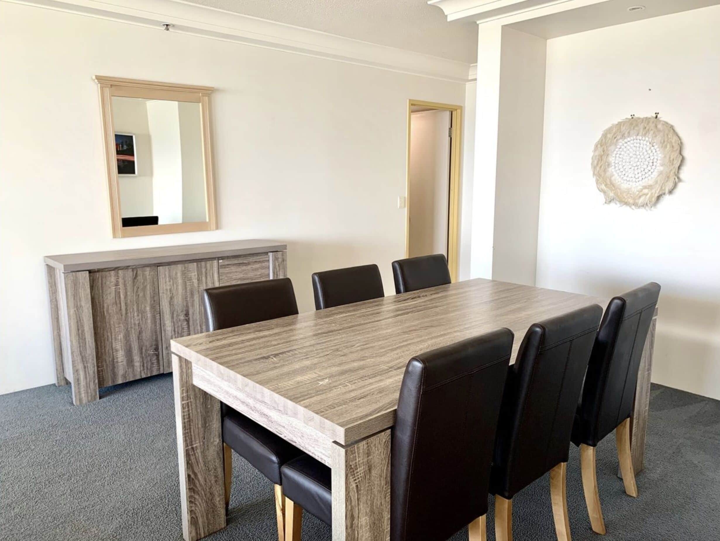 Crown Towers - 17th Floor 3 Bedroom Oceanview Apartment