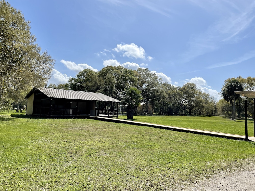 Massive waterfront Villa (Gated)