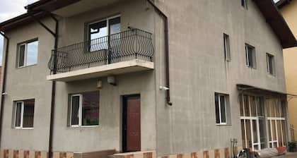 Chic Apartments