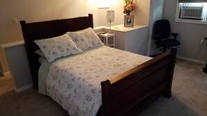 2 bedrooms, Internet, linens