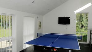 4 bedrooms
