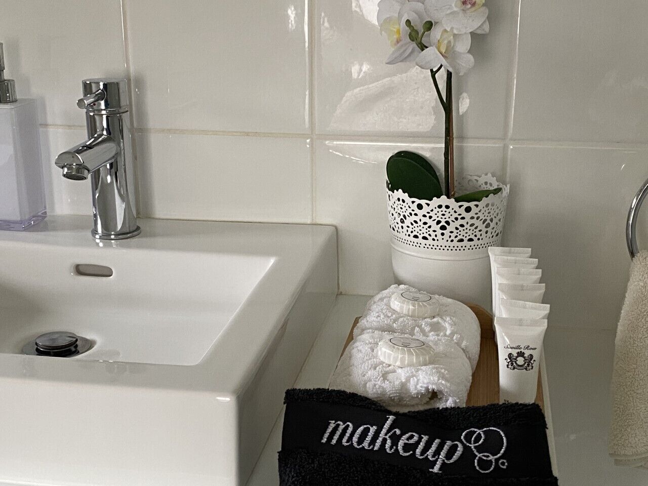 Feel at Home Away From Home - Quiet Area, Complimentary Wifi, Netflix