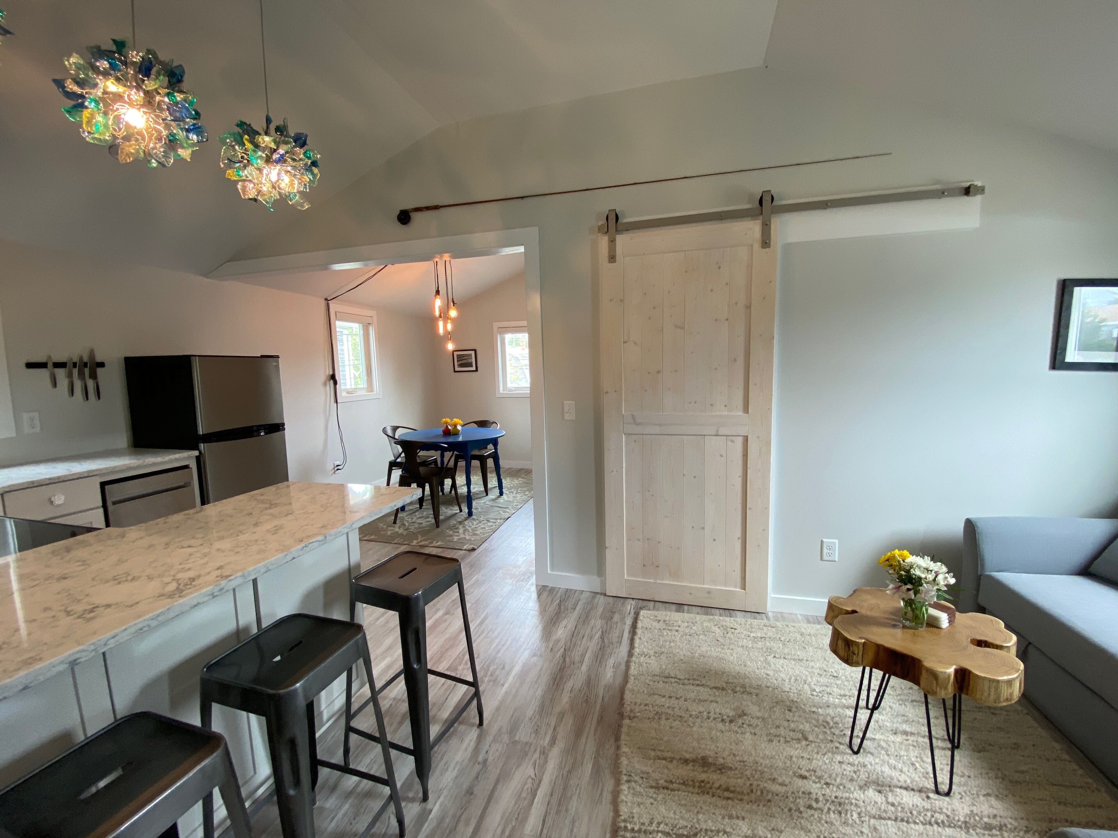 Newly Renovated Apartment in the Heart of Edgartown on the Bike Path! in Edgartown, United States