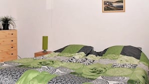 3 bedrooms, individually furnished