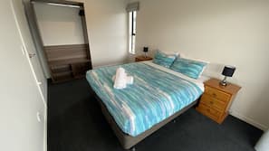 Free cots/infant beds, free WiFi, linens