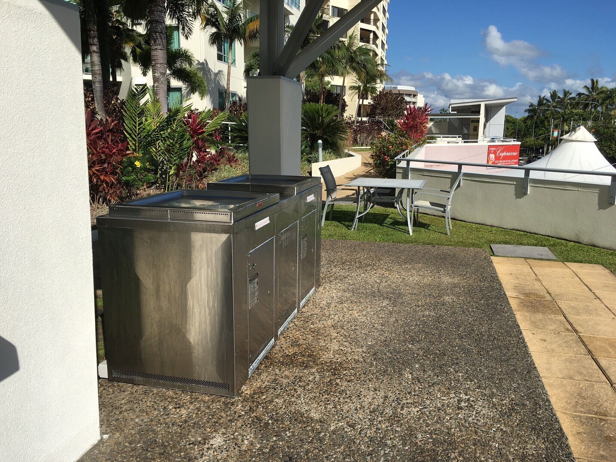 ?(8) Spectacular Ocean Views in City 2bdrm 2bath?