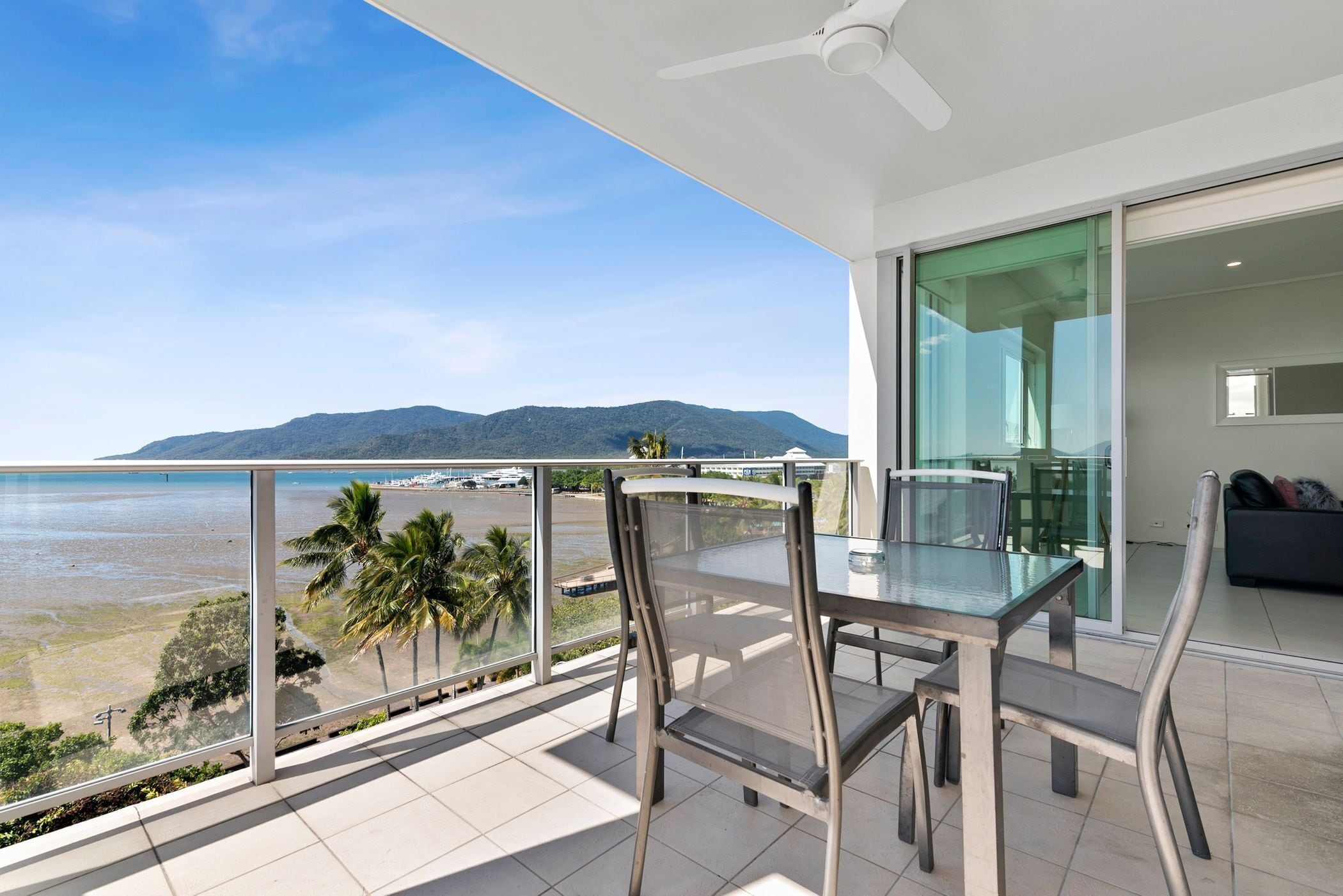 ?(8) Spectacular Ocean Views in City 2bdrm 2bath?