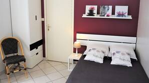 Fer et planche à repasser, Wi-Fi, draps fournis