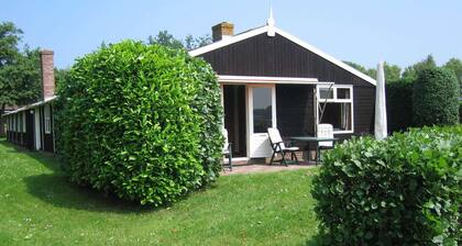 Peaceful Holiday Home near Center in Burgh Haamstede