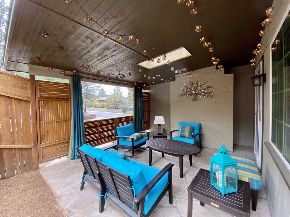 Relaxed Downtown Home located right off of Historic Park Ave! Short walk to Downtown