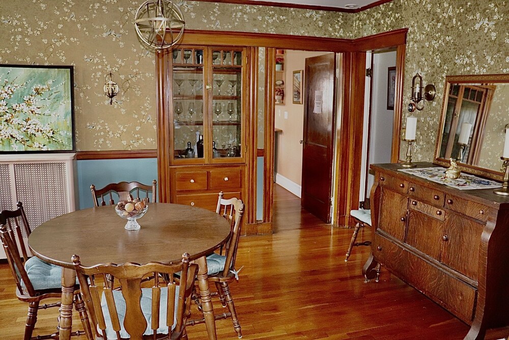 The Tower Room (Room 3) at The Perthshire House.