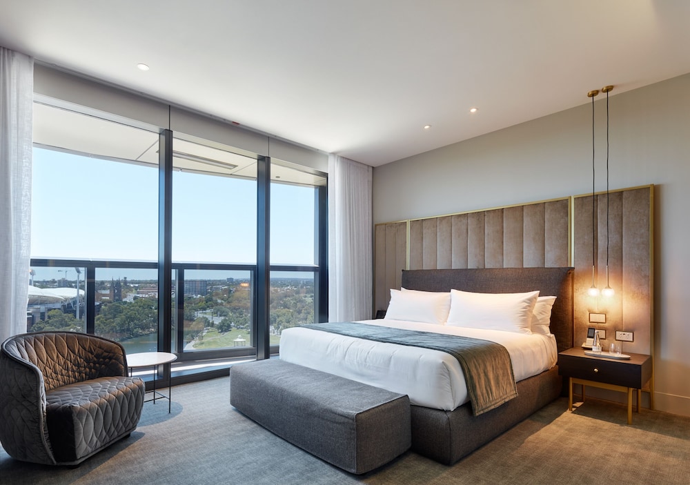 Eos by SkyCity Reviews, Photos & Rates