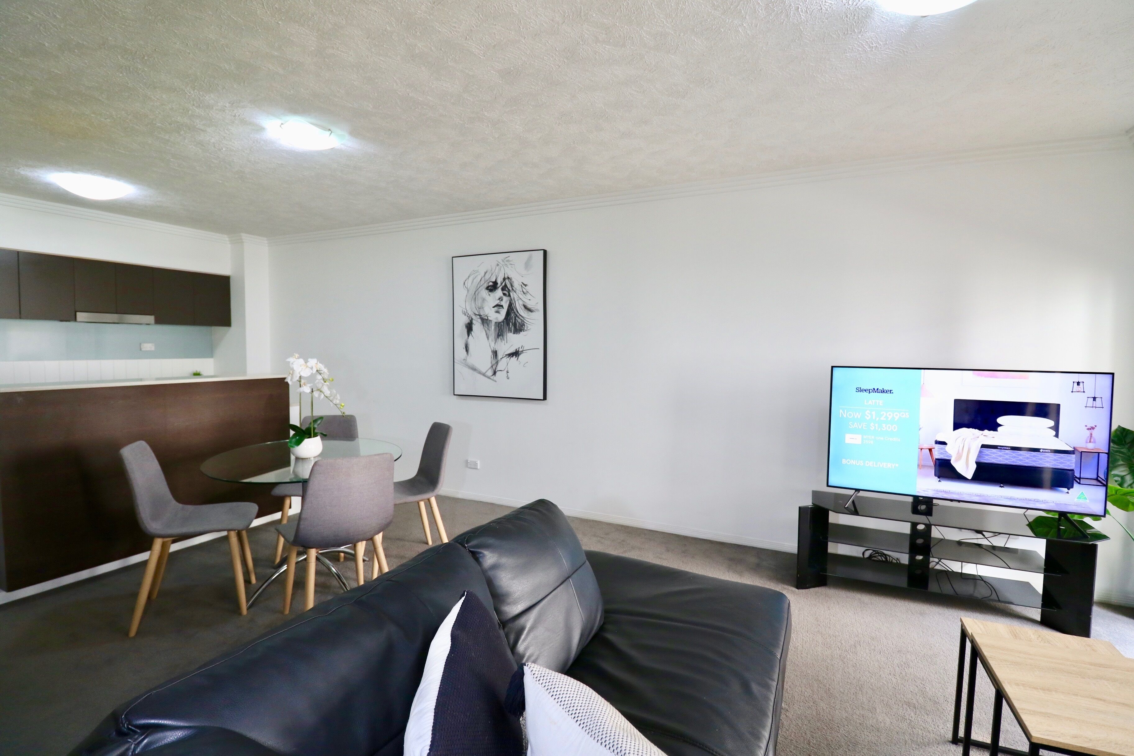 Gabba Central Sleeps 4 2km to CBD