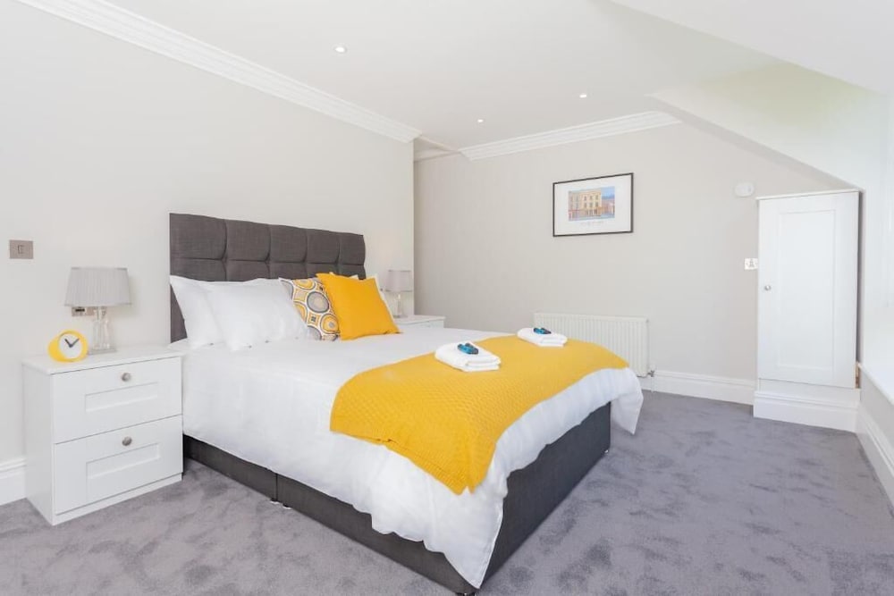 The Ulsterville Belfast