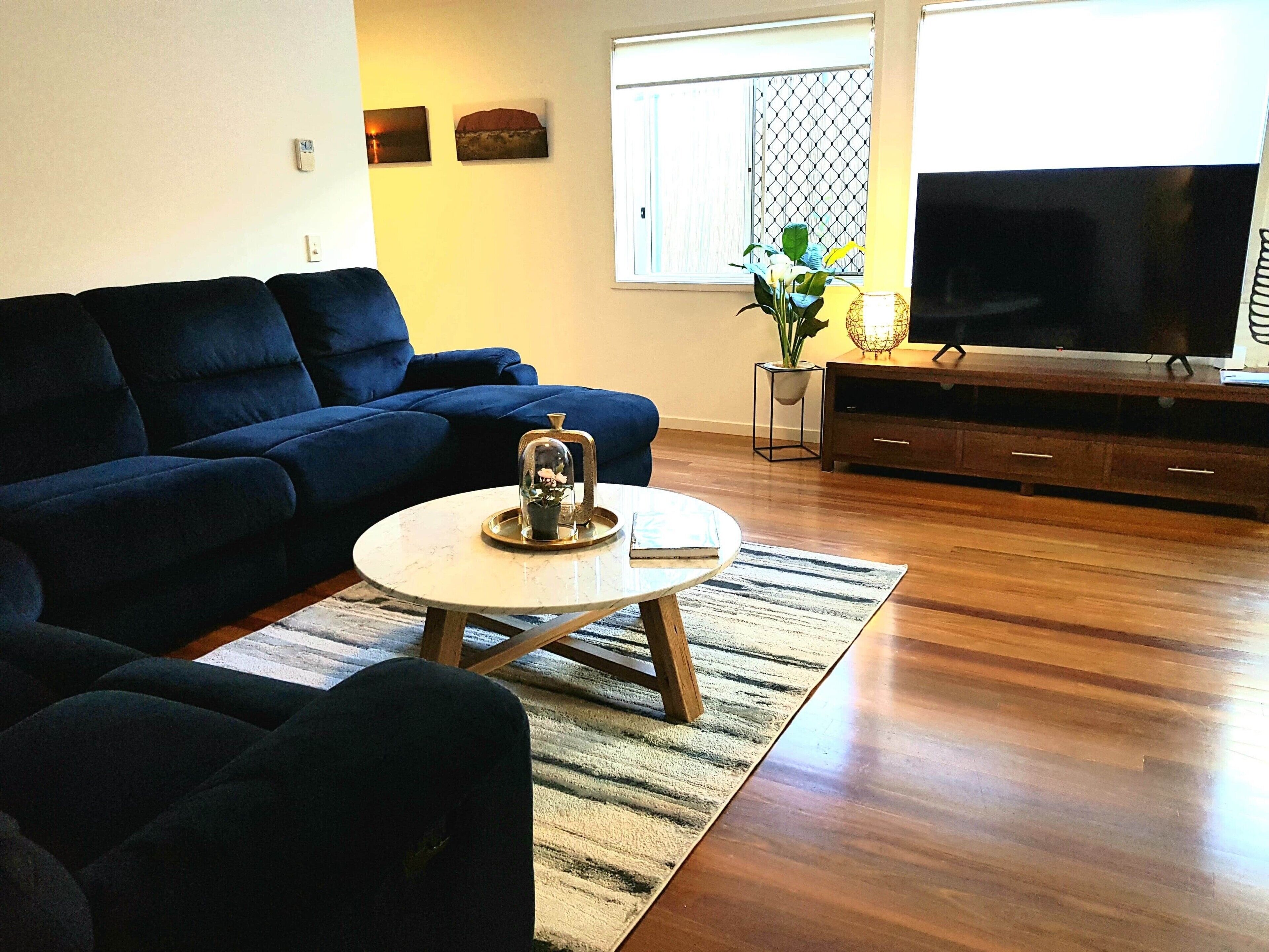 Centrally located, 2 bedroom @ Upper Mt Gravatt